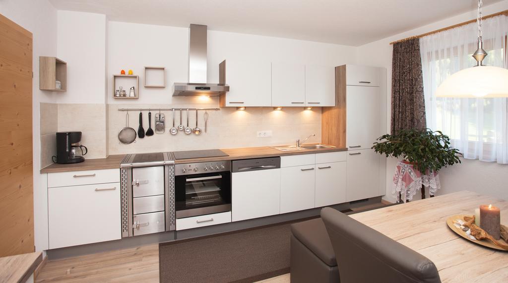 Alp Chalet Appartement Kappl  Rom bilde